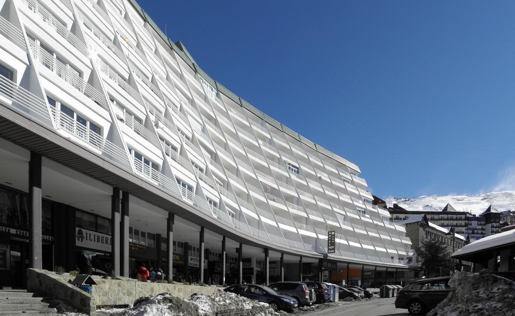 Mont Blanc Hotel Сиера Невада Екстериор снимка